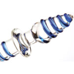 Chic Females Twisted Love Glass Dildo